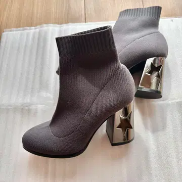 브리지트 버킨 스타 힐 핏 부츠 22.5cm