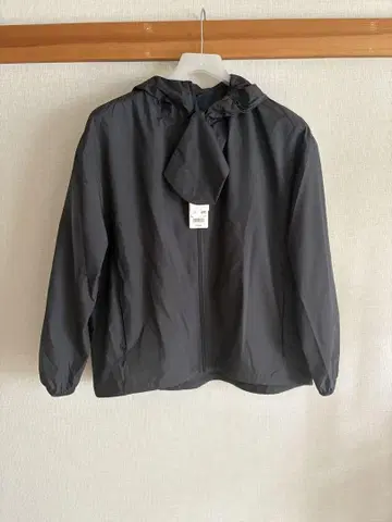 UNIQLO 포켓 UV 컷 후드티 L