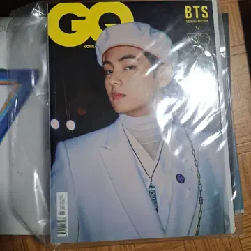 BTS V GQ 잡지