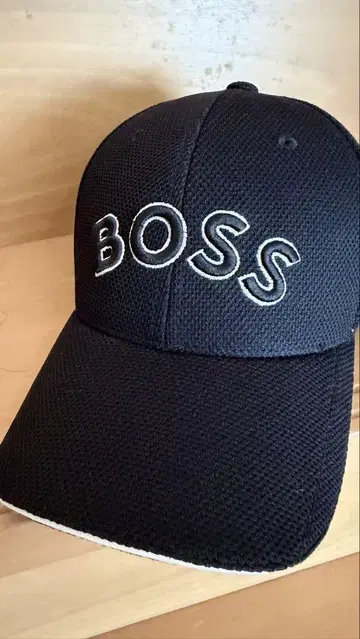 BOSS 블랙 피케 패브릭 커브 로고 자수 캡