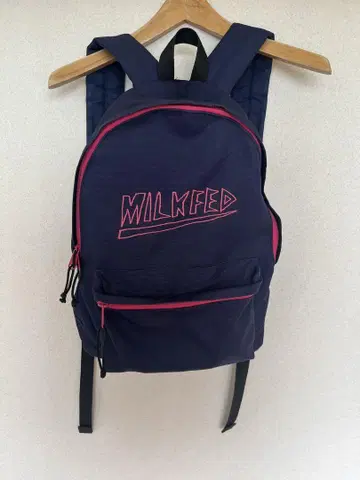 MILKFED 네이비 백팩