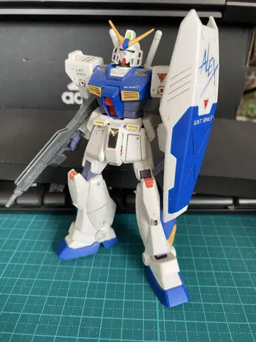HGUC 건담 NT-1 알렉스 완성품