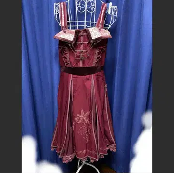 OZZ ONESTE 원피스(택 포함)