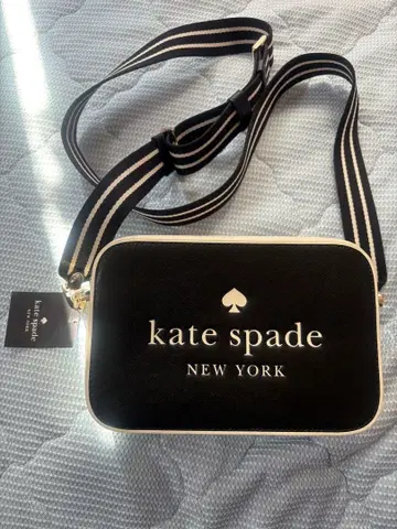 미사용 새상품 kate spade 숄더백 블랙