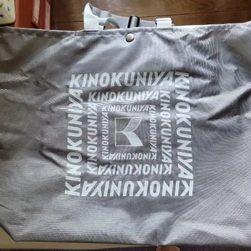 KINOKUNIYA 키티 콜라보 토트백 [ 컨디션 최상 ]