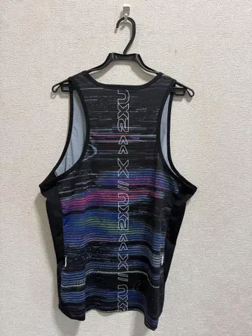 2XU 탱크탑