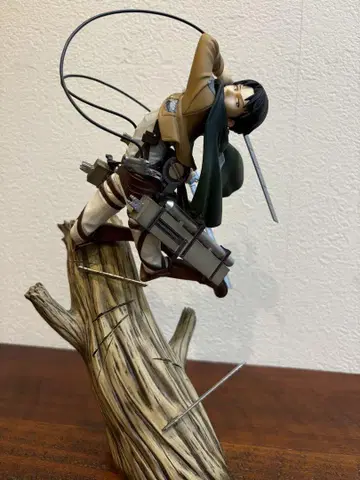 진격의 거인 ARTFX J 리바이 1/8 스케일 피규어 코토부키야