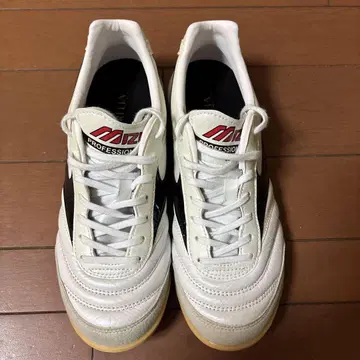 Mizuno 프로페셔널 축구화