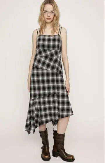 SLY ASYMMETRY HEM CHECK 원피스 새상품