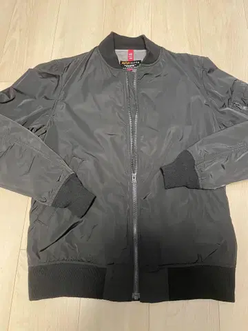 ALPHA INDUSTRIES MA-1 플라이트 자켓 L 사이즈