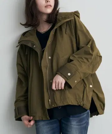 [ 미사용 새상품 ] YECCA VECCA 이예카베카 마운틴 후드티