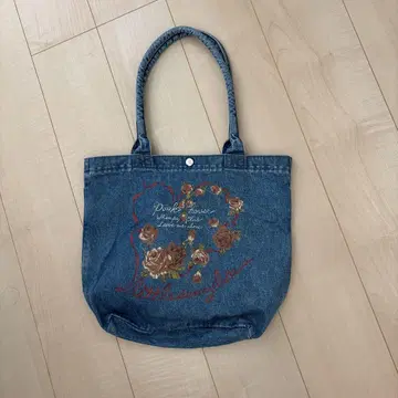 PINKHOUSE x little sunny bite