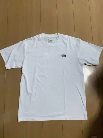 THE NORTH FACE 화이트 셔츠