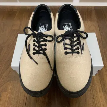 VANS 오센틱 베이지 스니커즈