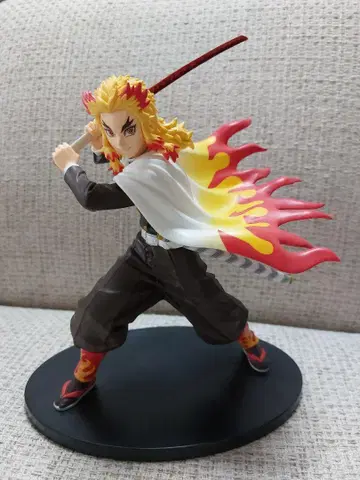 렌고쿠 쿄쥬로 피규어 귀멸의 칼날