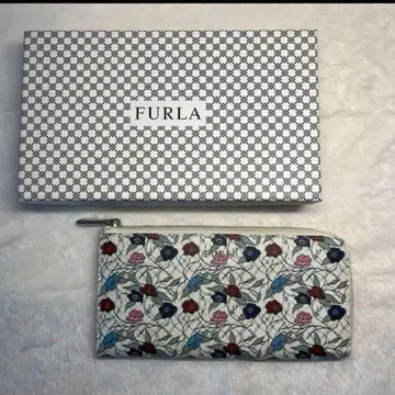 FURLA 꽃무늬 장지갑 2016 리조트 컬렉션