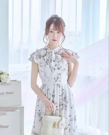 ' Rose print flare dress' color: white