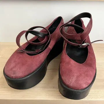 도쿄 보퍼 발레리나 23 스웨이드