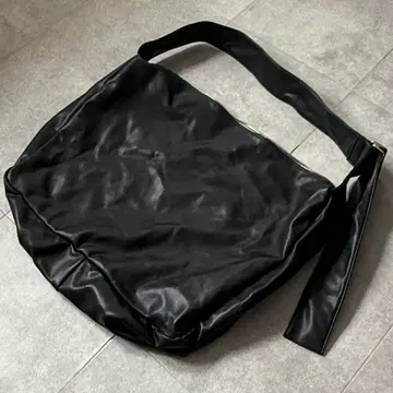 TAKEO KIKUCHI 가죽 백