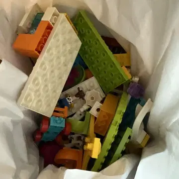 LEGO 듀플로 블록 세트와 그림책 3권
