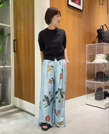 CABaN 파인 폴리에스테르 하프 슬리브 포켓 가디건 블랙