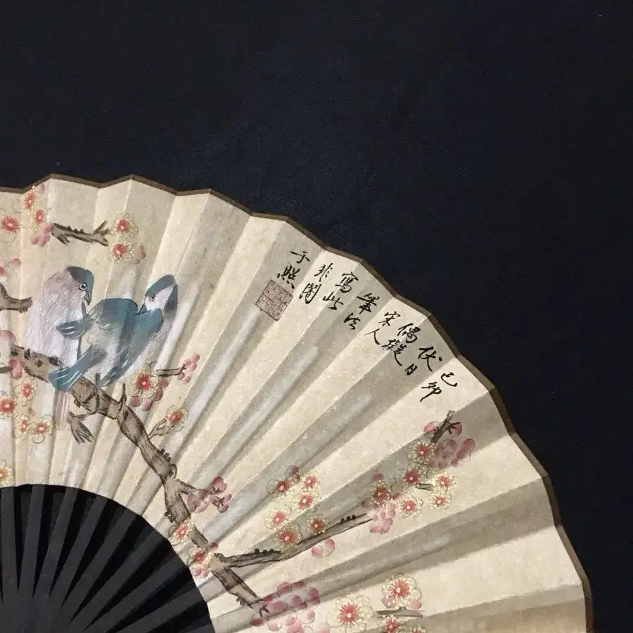 골동품] 중국유명화가 우비암의 화조도 수공 색채 부채 그림