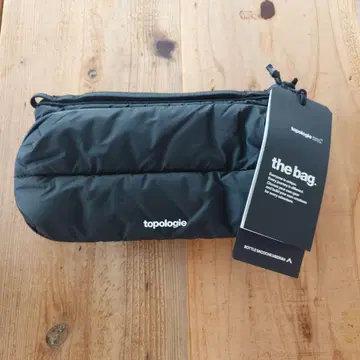topologie Bottle Sacoche Medium 블랙