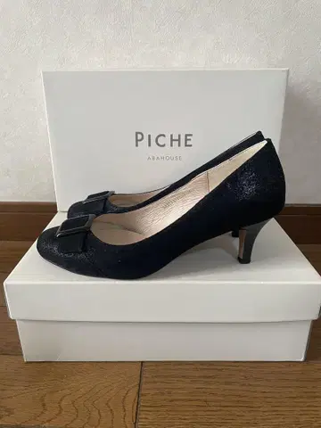 Piche 블랙 하이힐 펌프스
