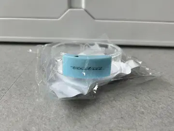 미사용 새상품 타임리스 팬미 라이트 뱅글