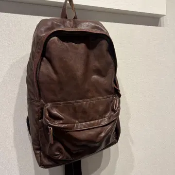 BEAUTY & YOUTH 브라운 가죽 백팩