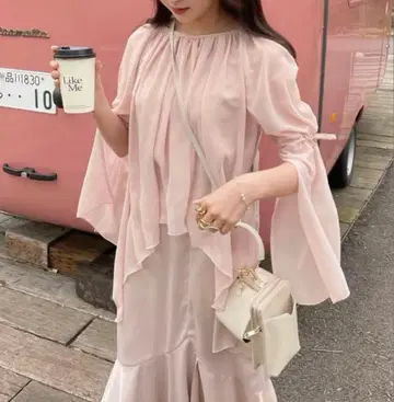 mugret angel aile blouse