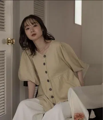 mideal glitter peplum knit 글리터 페플럼 니트