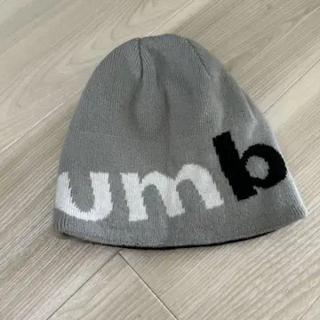 umbro 니트 모자 그레이 블랙 리버서블