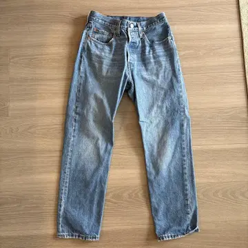 Levi's 501 라이트 블루 스트레이트 데님