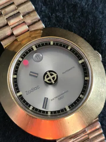조디악 아스트로그라픽 SST 자동 와인딩 시계 70s 스위스산