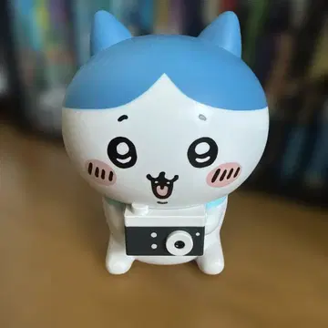 카메라 달린 캐릭터 피규어 하치와레