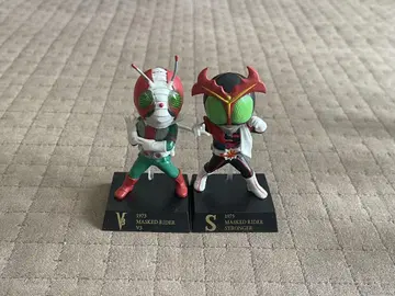 가면라이더 V3 & 스트롱거 1번 복권 피규어 세트