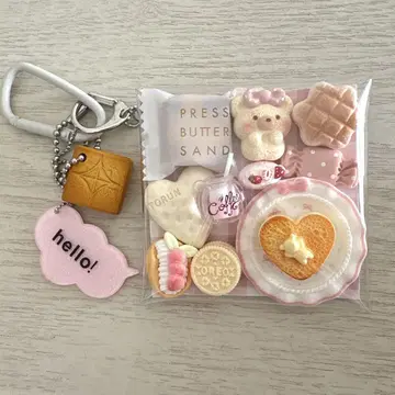 가챠 파우치 프레스 버터 샌드 곰 스트로베리 핑크 화이트