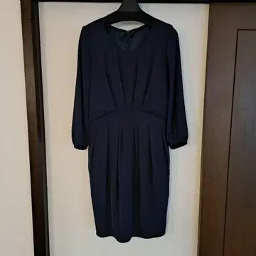 네이비 긴팔 타이트핏 원피스