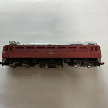 빨간색 전기 기관차 EF81-93