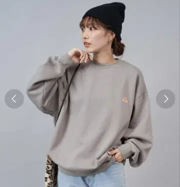 KELTY x 프릭스스토어 원포인트 크루넥 트레이닝복