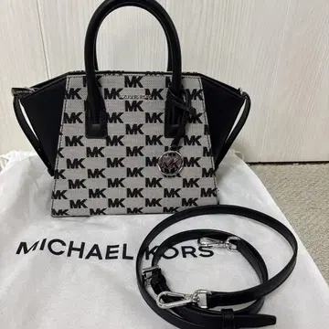 MICHAEL KORS MK 로고 숄더백