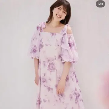 란티넘 리본 꽃무늬 오프숄더 원피스