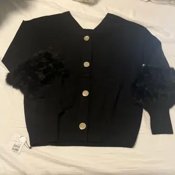 FENNEL 퍼 포함 버튼 가디건 9호 블랙