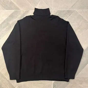 ZARA/자라/터틀넥 스웨터/비스코스 혼방 소프트 스웨터/컨디션 최상
