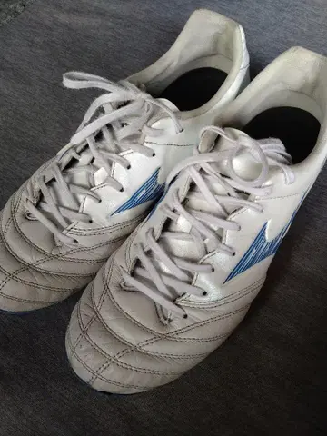Mizuno 모나르시다 neo 축구화