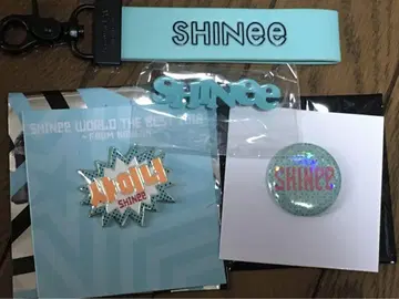SHINee 키링, 배지 세트