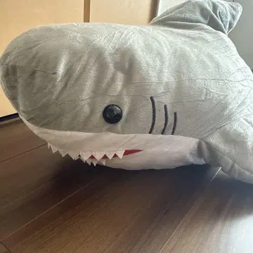 THE 점보 샤크 봉제 인형