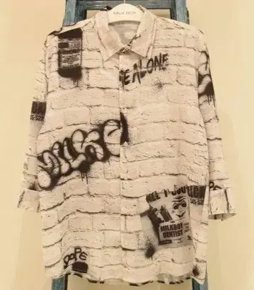 MILKBOY 밀크보이 BRICK SHIRTS 블록 아트 낙서