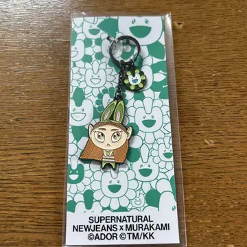 NEWJEANS x MURAKAMI 키링